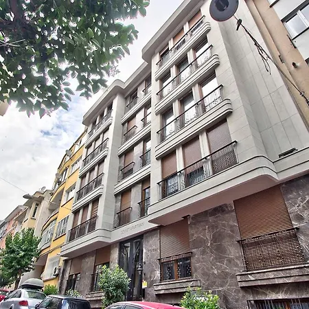 New Build With Modern Amenities And Balcony 公寓 *