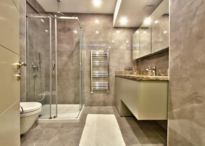 New Build With Modern Amenities And Balcony Appartement *